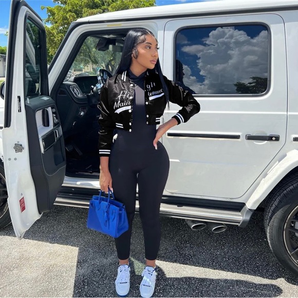 JACKET - Picture 3 of 3